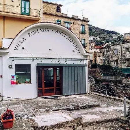 Allafontanina *