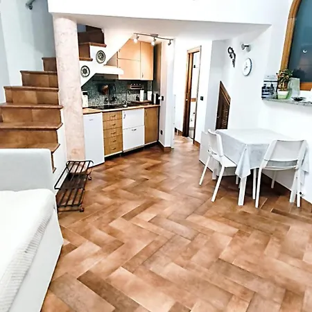 Allafontanina Minori