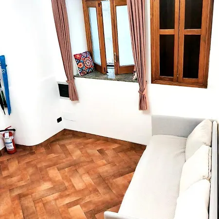 Allafontanina Apartman *